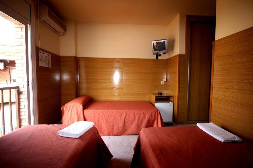 Hotel Ric Sabadell Room photo