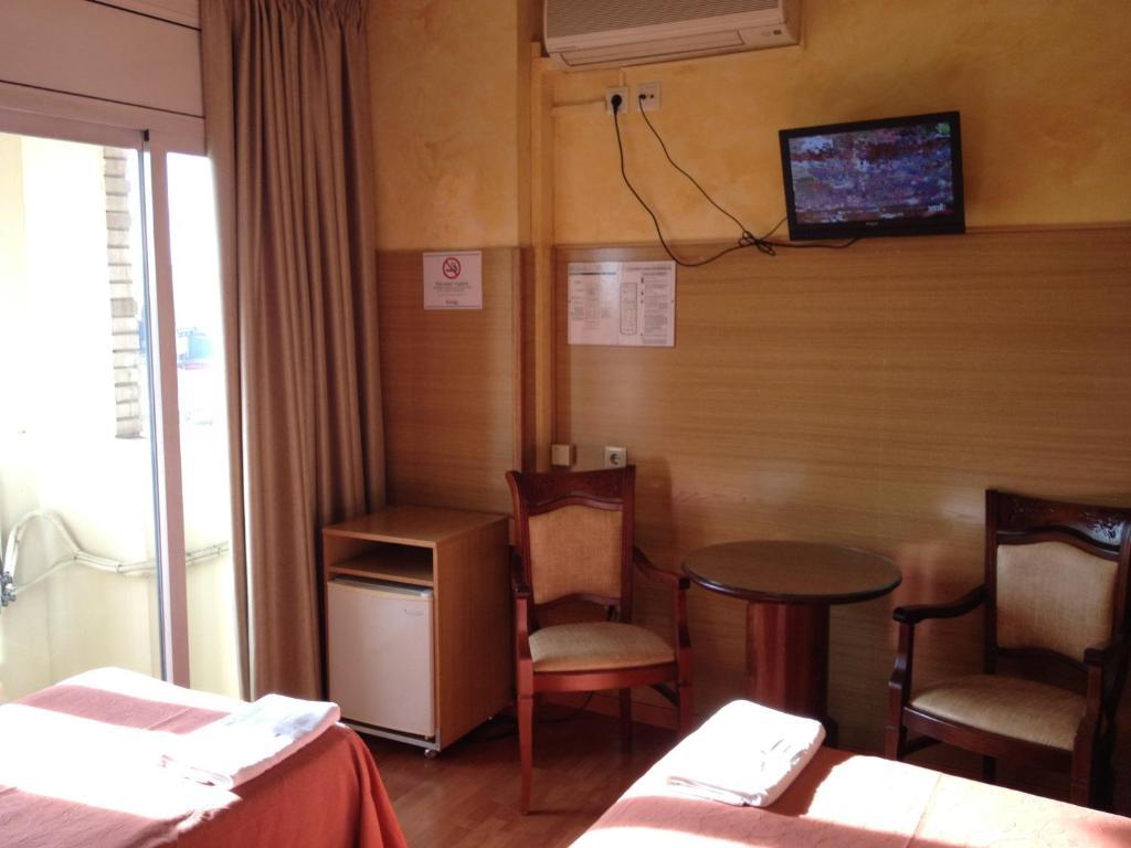 Hotel Ric Sabadell Room photo